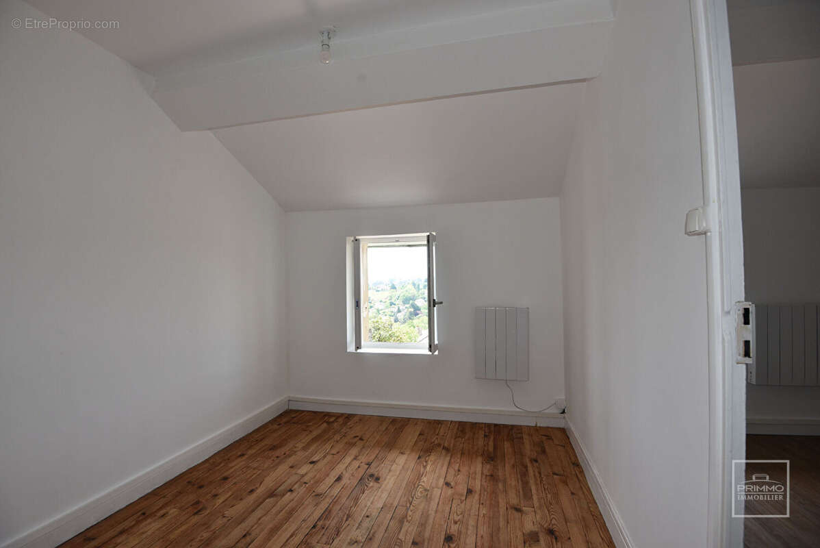 Appartement à SAINT-CYR-AU-MONT-D'OR
