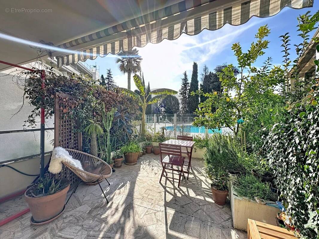 Appartement à MENTON