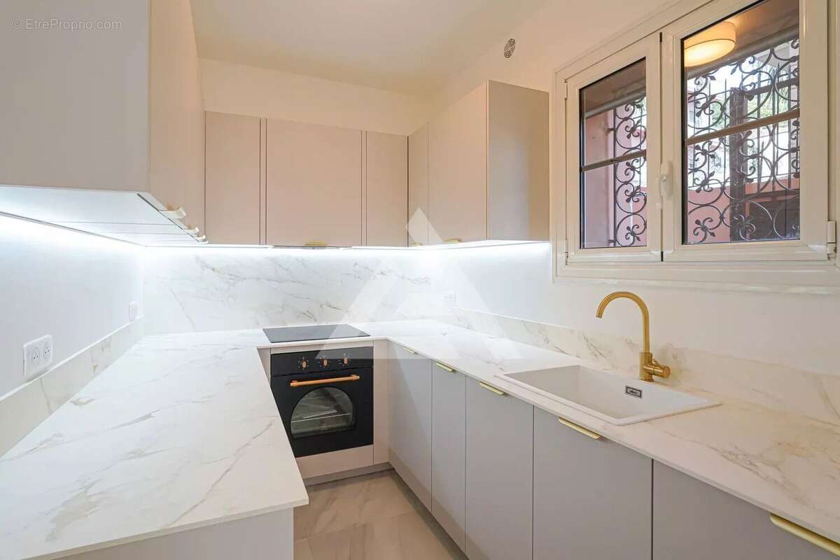 Appartement à BEAUSOLEIL