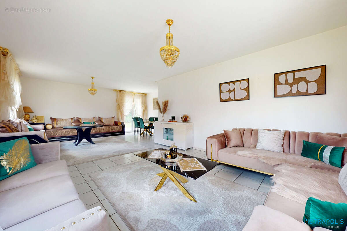 Maison 123 m² à Saint-Remy  - photo 4