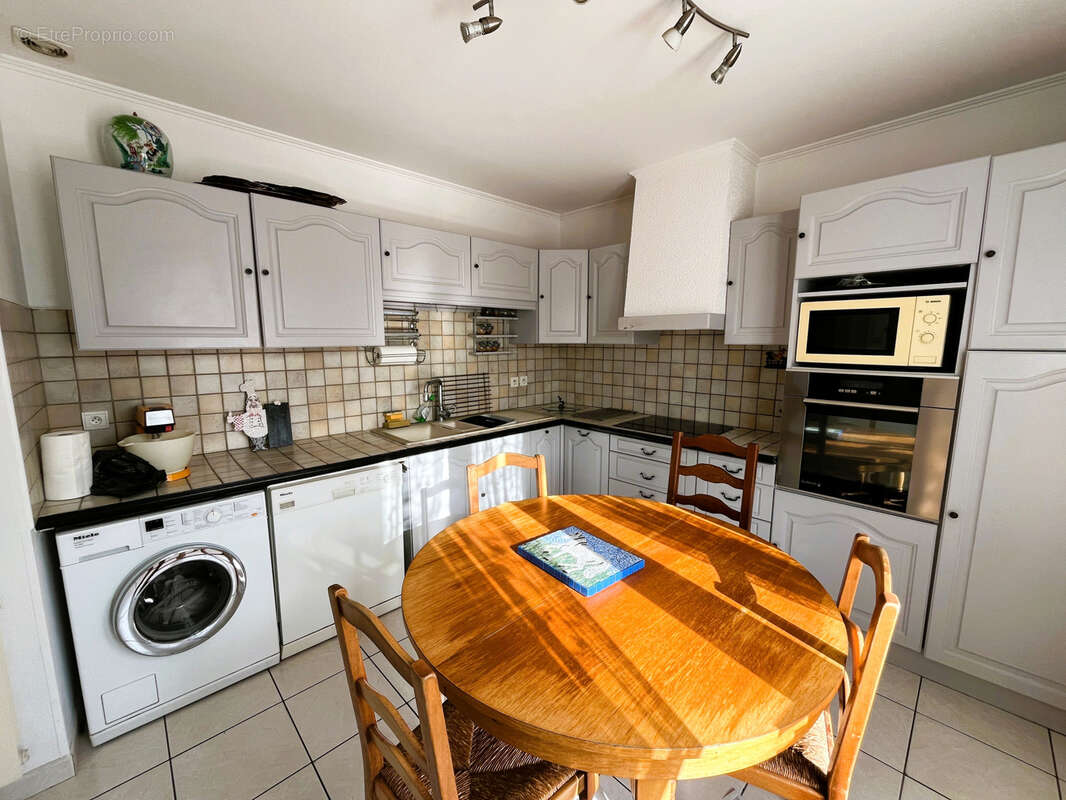 Maison à MESCHERS-SUR-GIRONDE