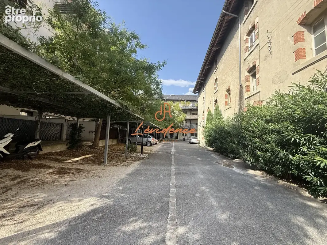Appartement dans Montélimar avec jardin - photo 9