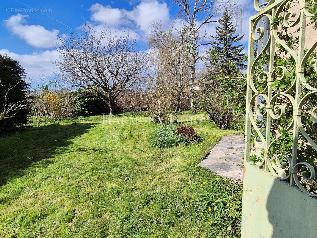 Maison à TRAMOYES