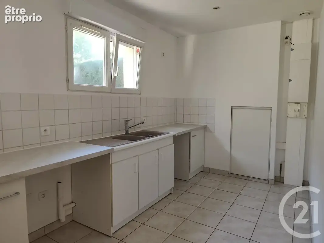 Maison 6 pièces 94 m² à vendre à Nassandres (27550) - photo 4