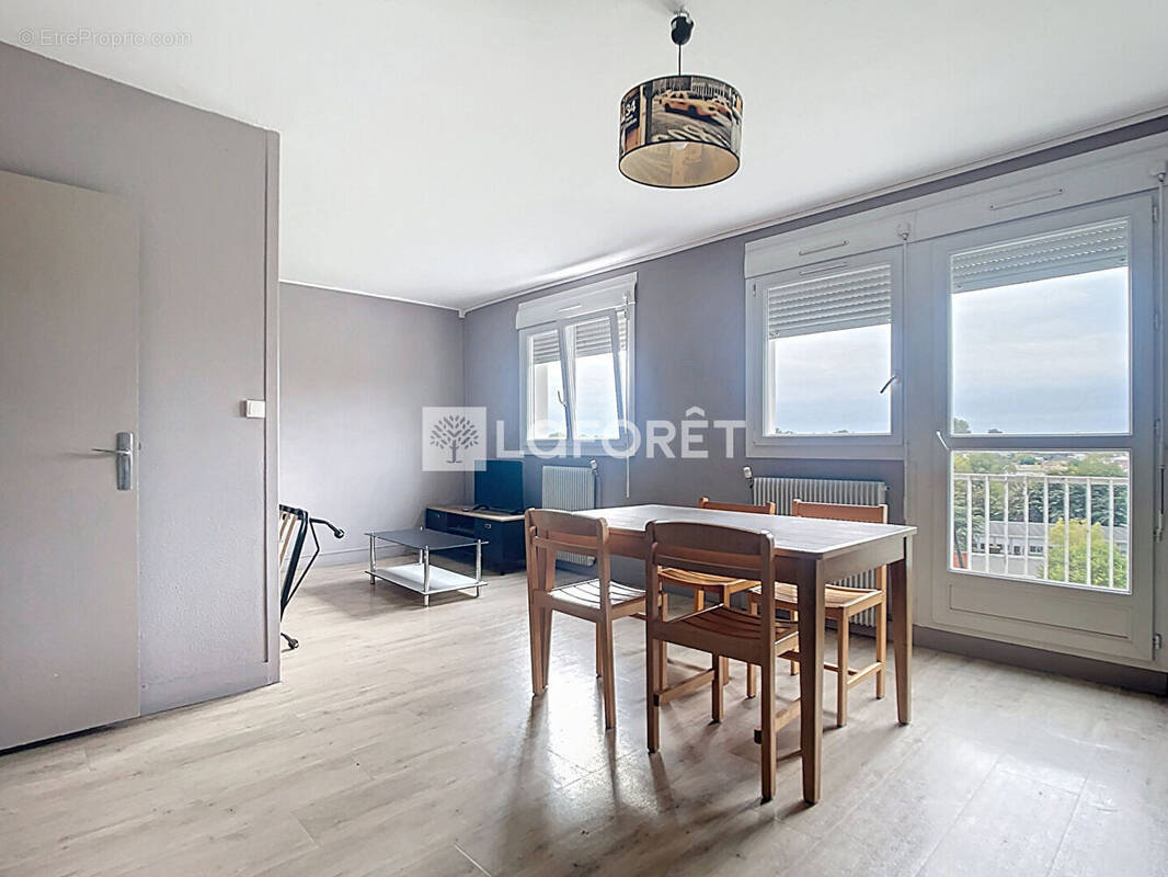 Appartement à VILLENAVE-D'ORNON
