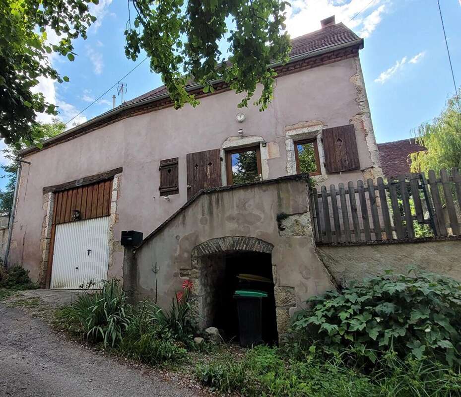 Maison à BRANSAT