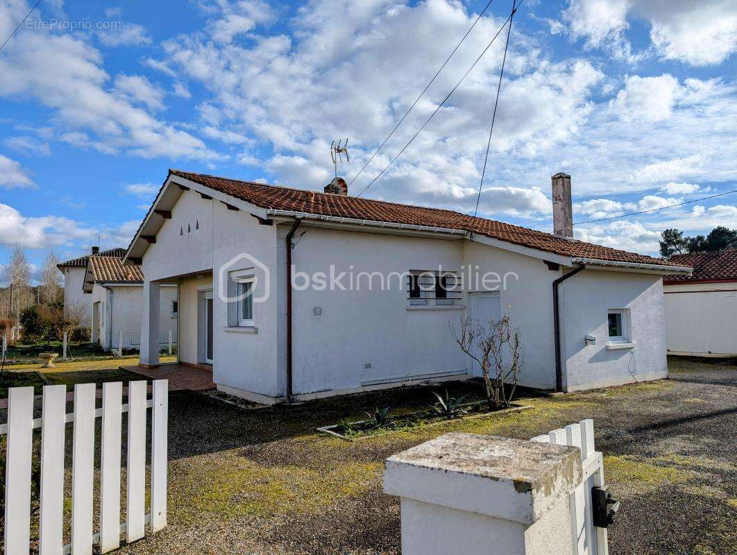 Maison à CASTELJALOUX