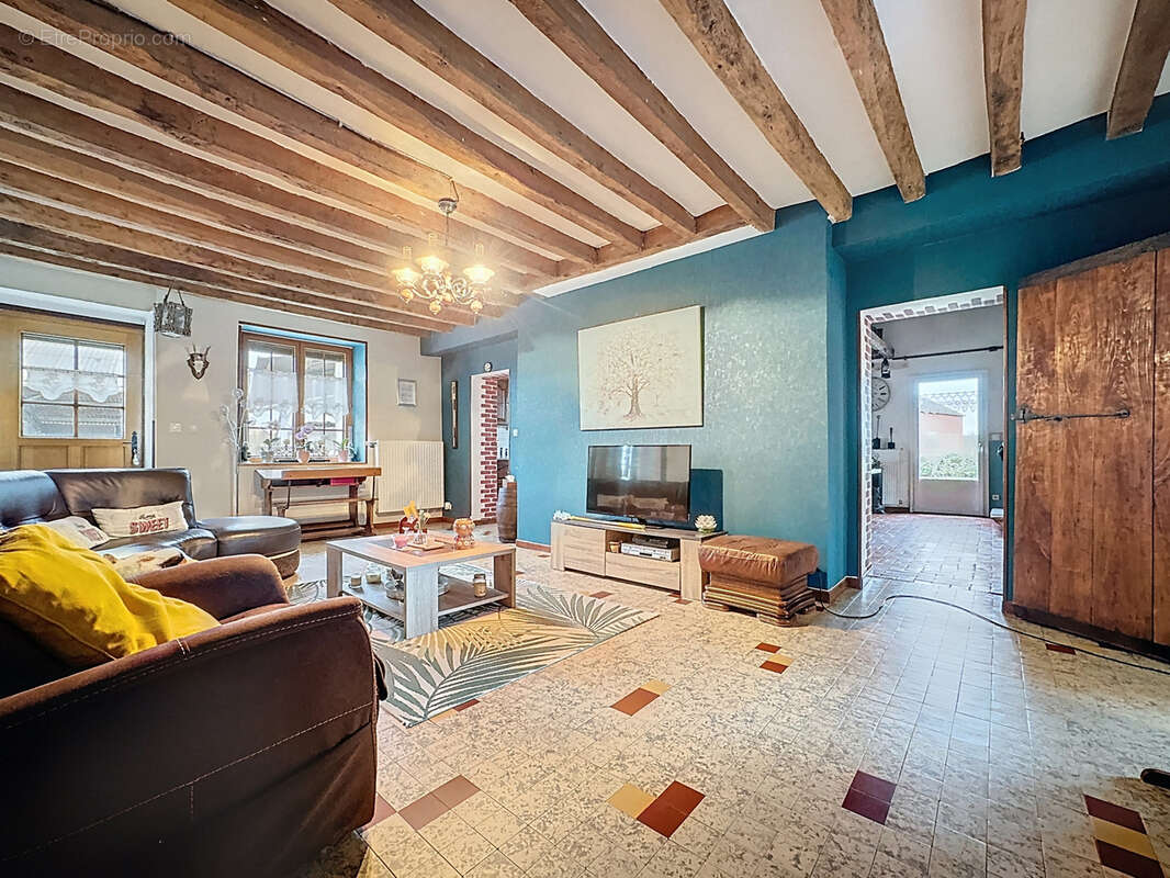 Maison à MONTMIRAIL