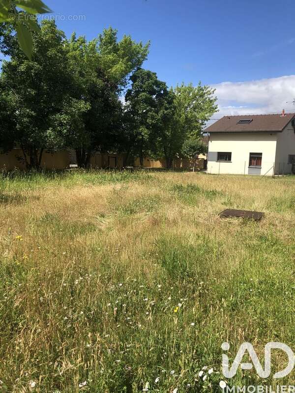 Photo 2 - Terrain à BOURG-EN-BRESSE