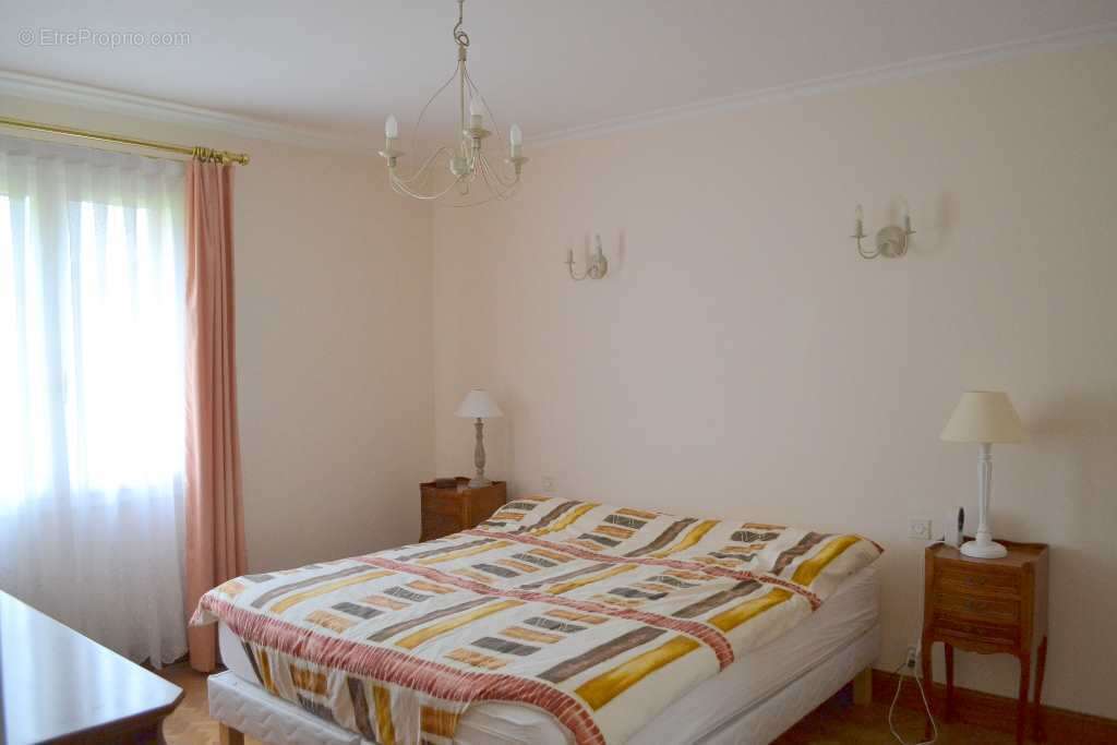 Maison à CHATELLERAULT