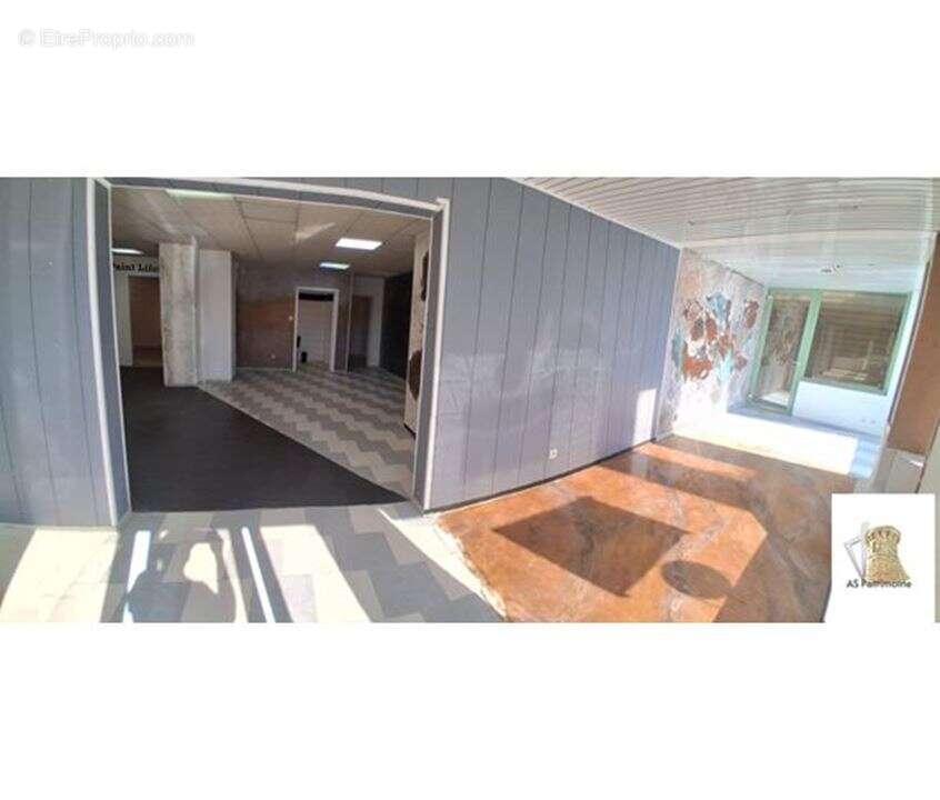 Commerce 177 m² à Afa  - photo 2