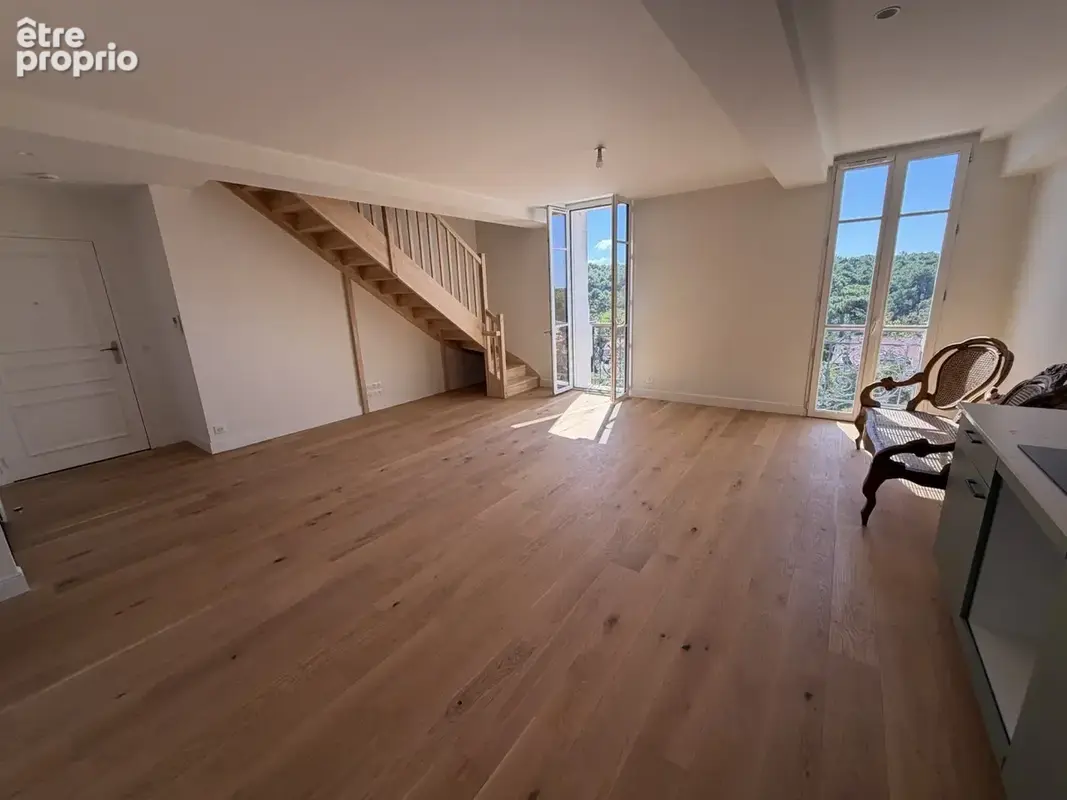 Bâtisse d'exception - Duplex de prestige au dernier étage - photo 2