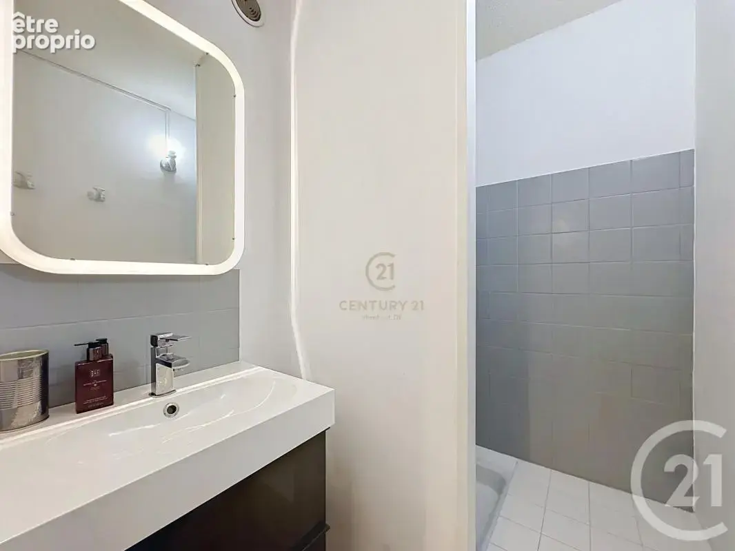 Appartement 5 pièces 122 m² à vendre à Lyon-8e (69008) - photo 9