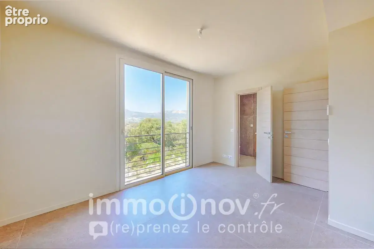 Villa de Luxe a Vendre en Corse du sud - Vue Mer et Montagnes - photo 10