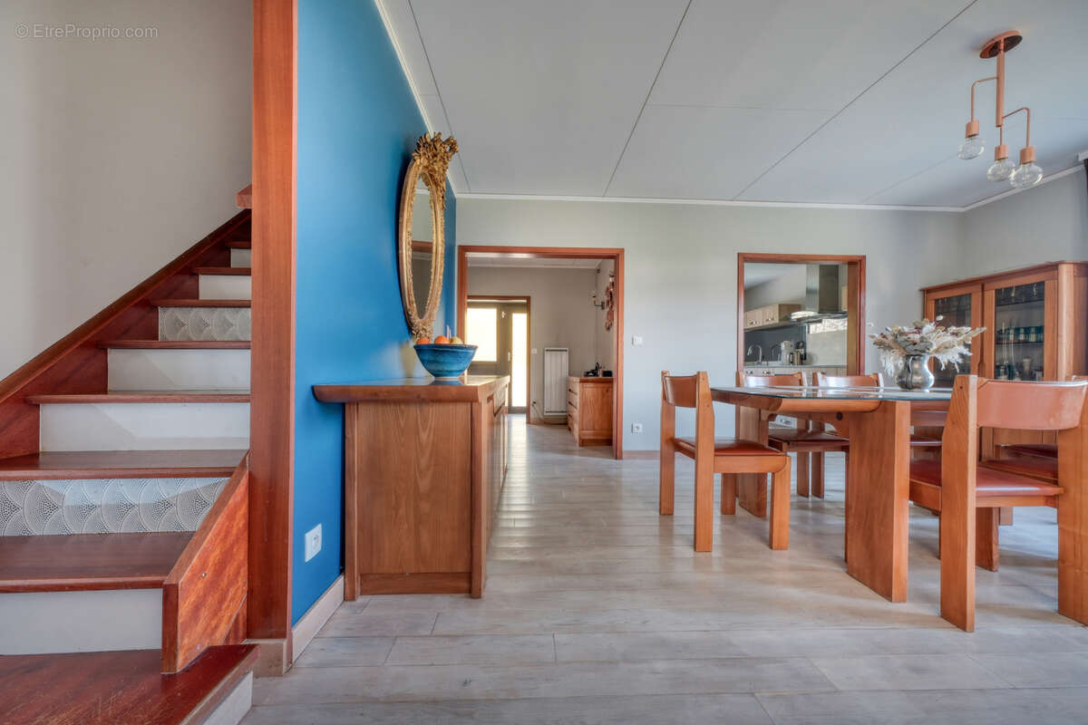 Maison à FONTENAY-LES-BRIIS