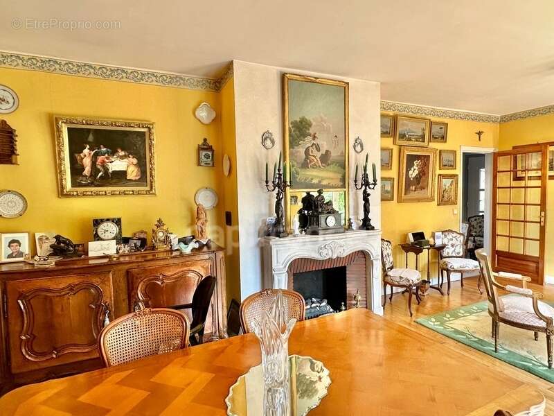 Maison à SAINT-GERMAIN-EN-LAYE