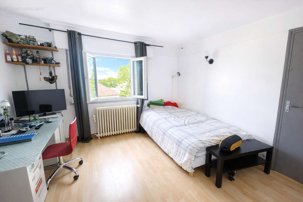 Charmante maison familiale 6 pièces avec jardin arboré sans vis-à-vis - photo 16