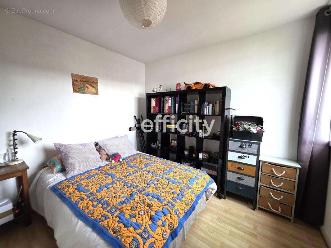 Appartement à ISSY-LES-MOULINEAUX