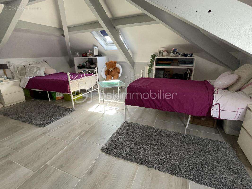 Maison à LE BLANC-MESNIL