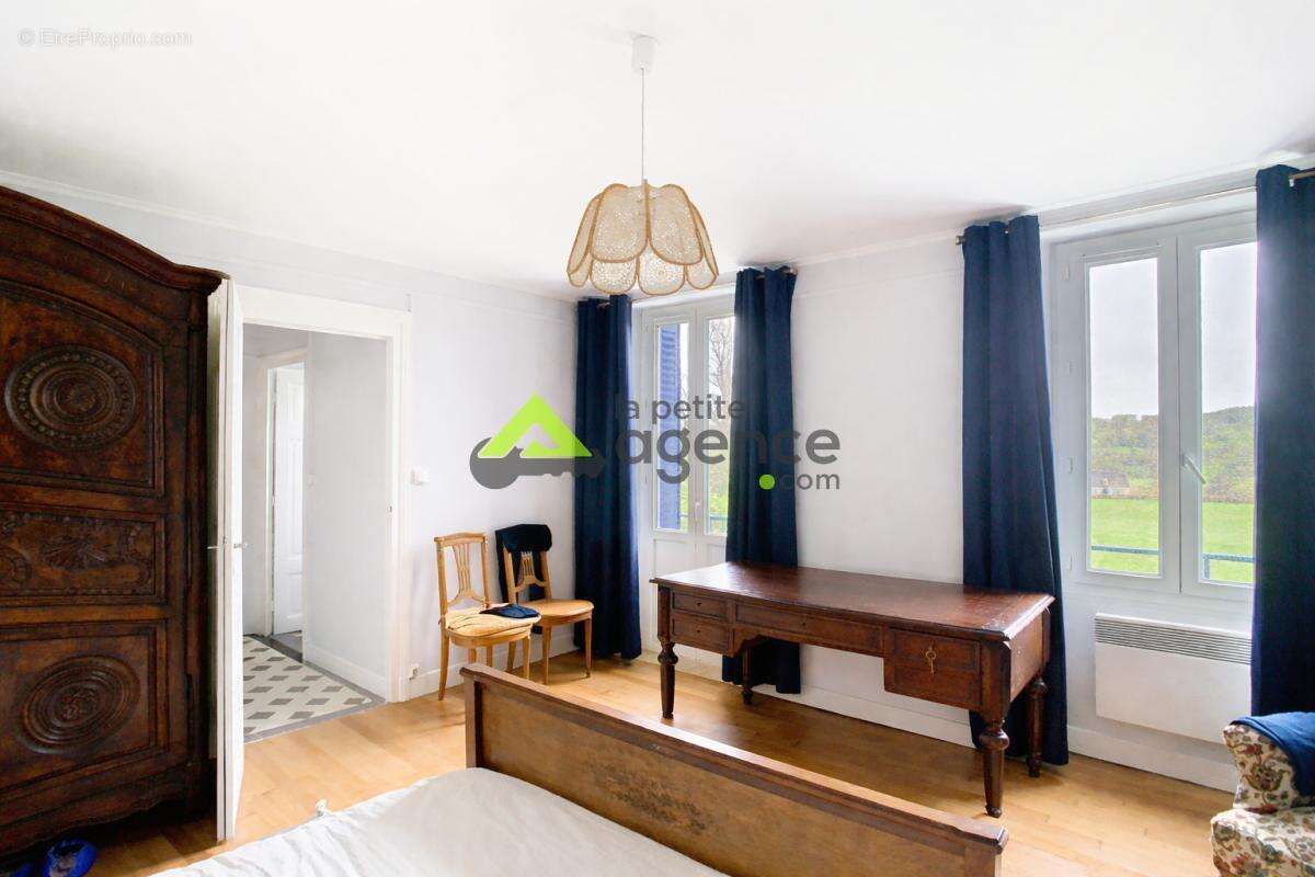 Maison à CHAMPAGNAT