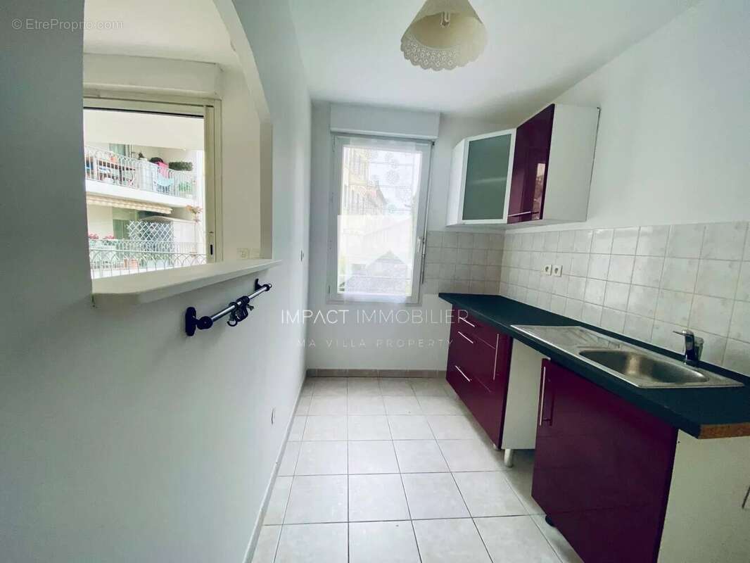 Appartement à HYERES