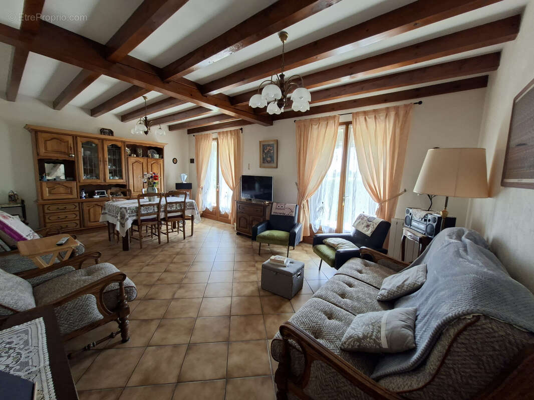 Maison à LE CENDRE