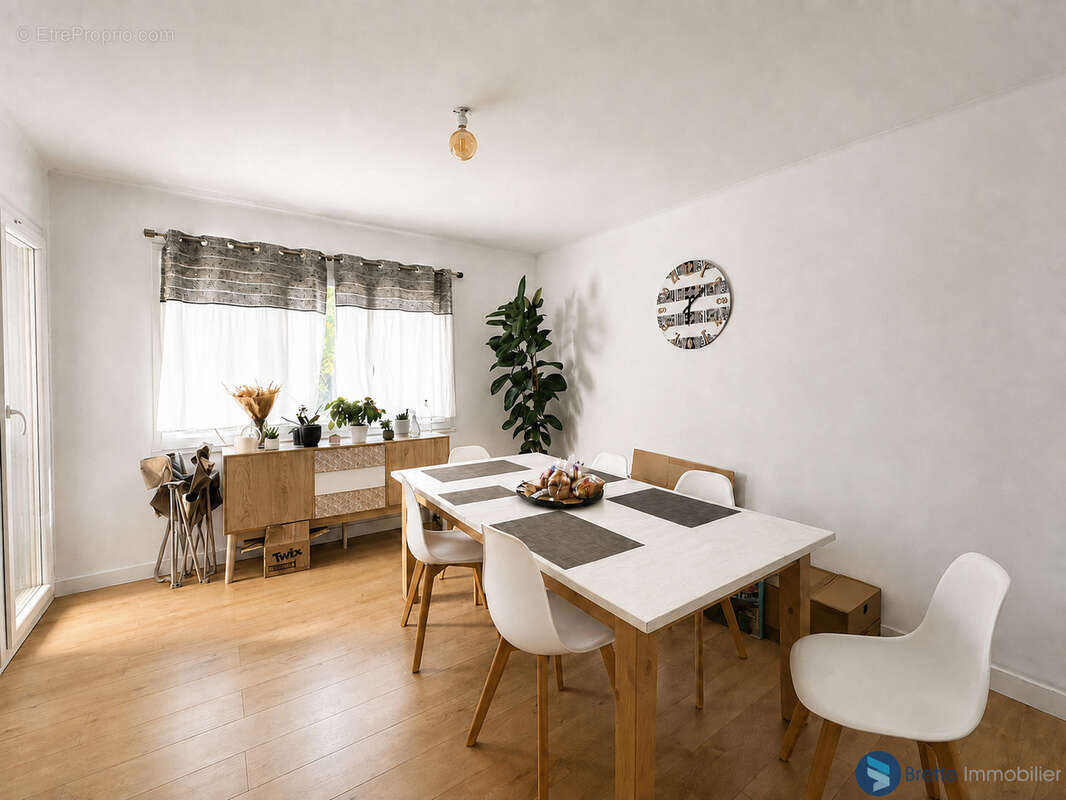 TOULON - LE TEMPLE T3 62m2 lumineux avec balcon, ascenseur et cave - photo 2
