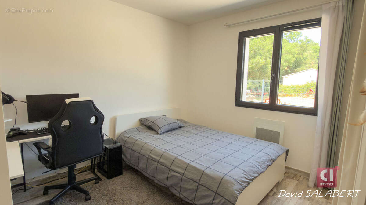 Maison à FORCALQUEIRET