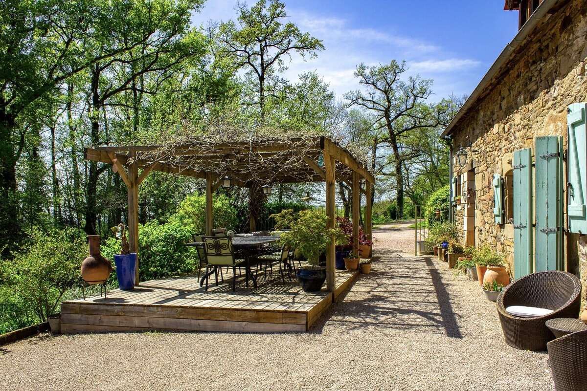 Maison à CARDAILLAC