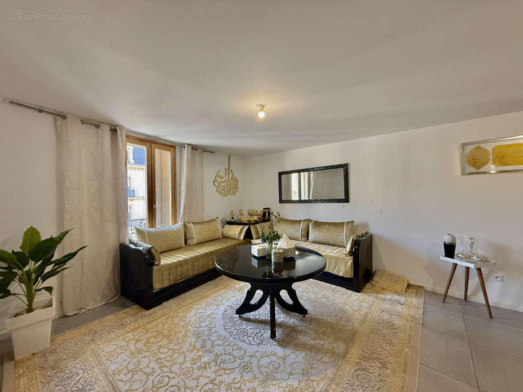 Appartement à BEZIERS