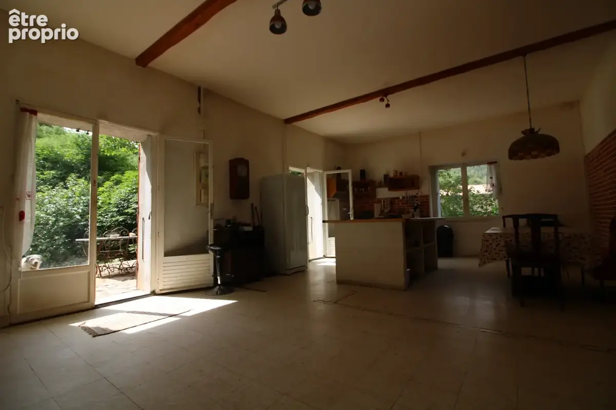 Maison de caractere d'un volume 333 m2  + dependance 86 m2. - photo 26