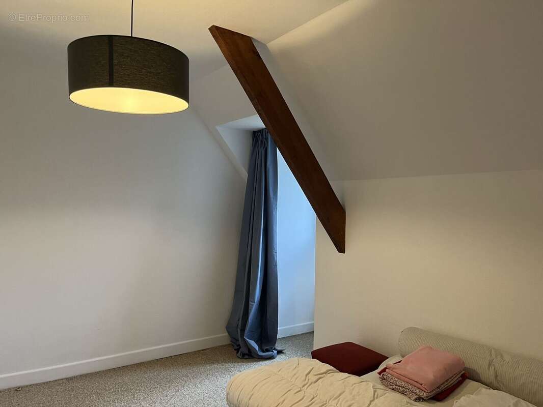 R+2 - Chambre 3 - Maison à SAINT-CERE