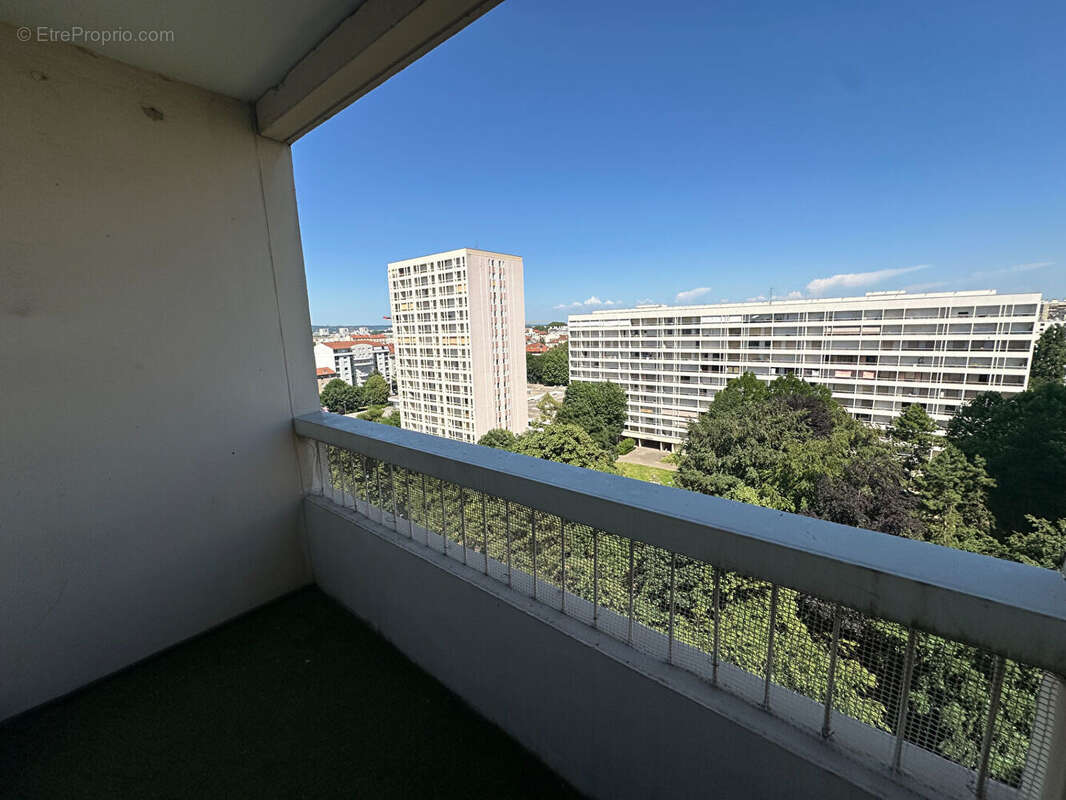 Appartement à VILLEURBANNE
