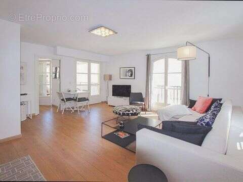 Appartement à SAINT-TROPEZ