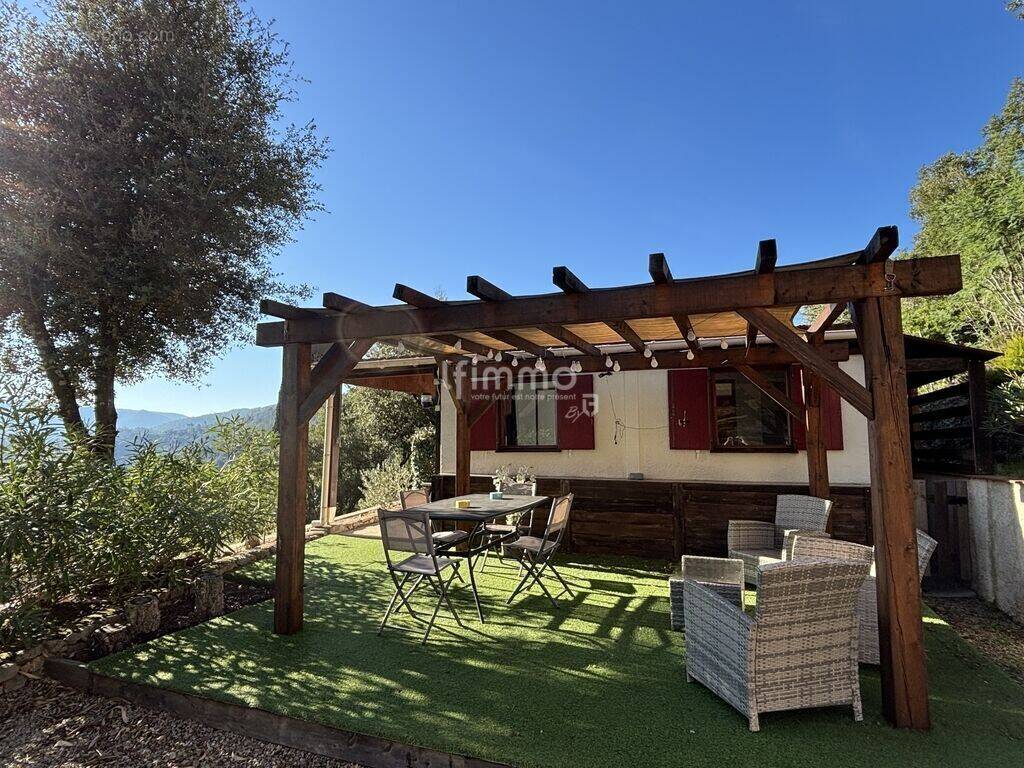 Maison à LE MUY