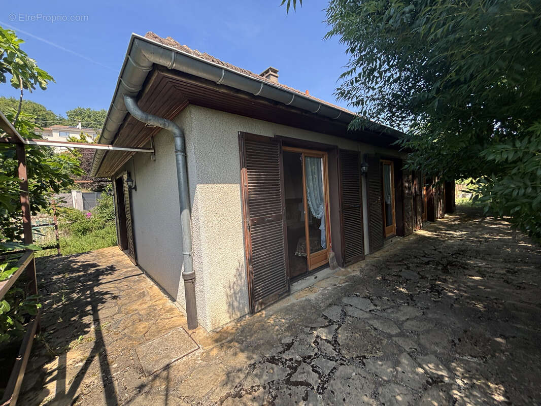 Maison à SAINT-CYR-AU-MONT-D'OR