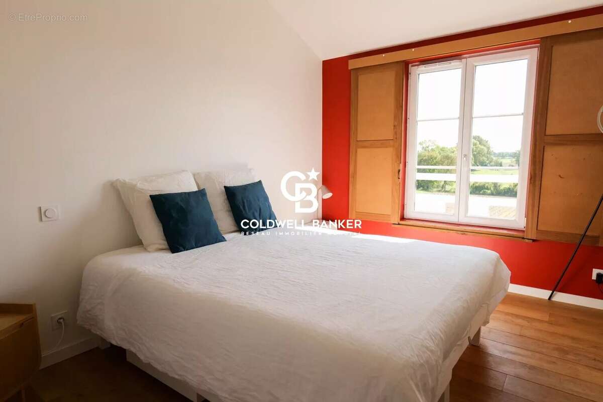 Maison à GROSBREUIL