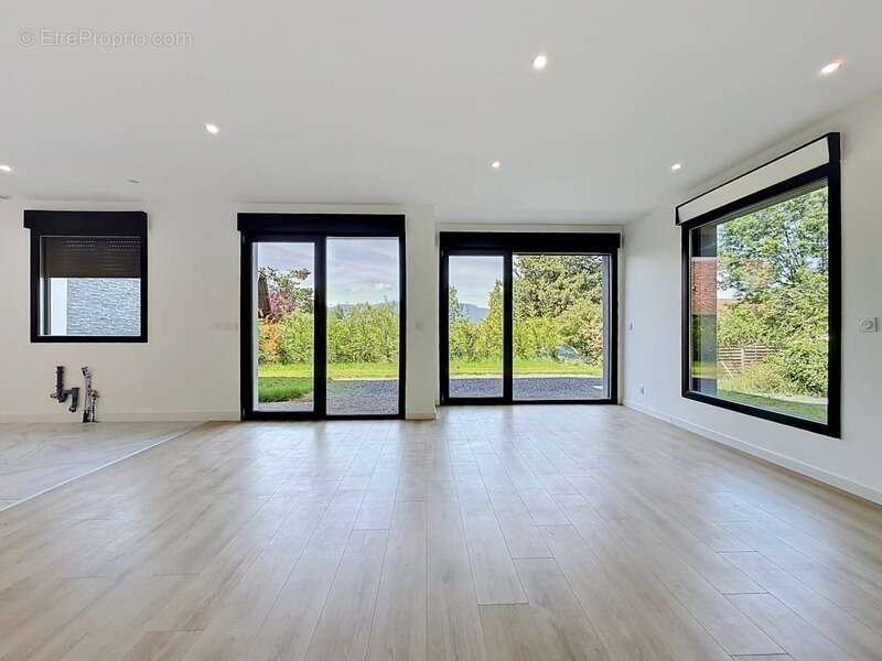 CHENS-SUR-LÉMAN – Maison jumelée type T4, magnifique vue lac, calme absolu - photo 5