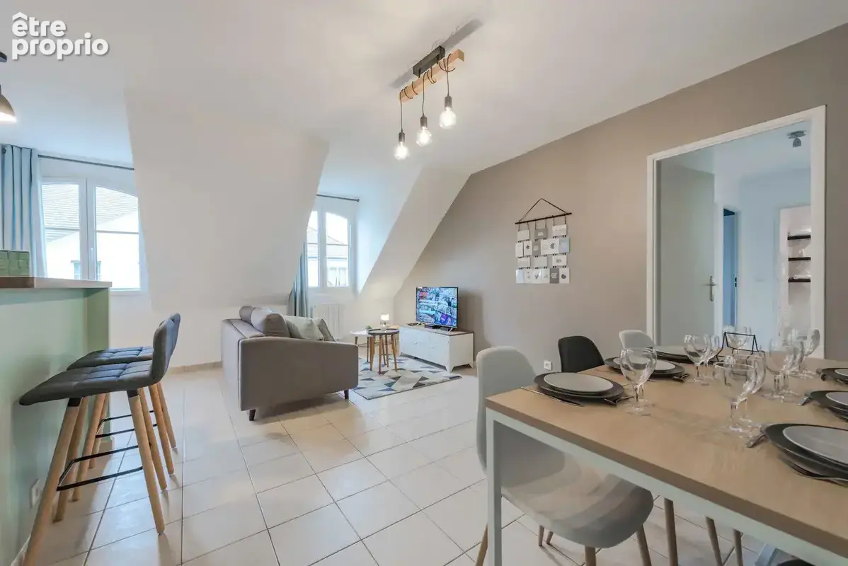 Photo 1 - Appartement à MAGNY-LE-HONGRE