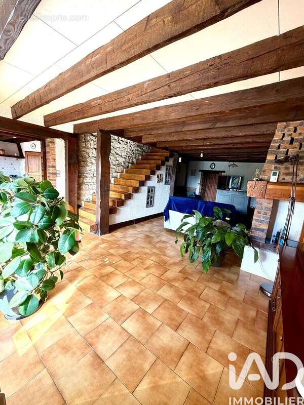 Photo 3 - Maison à MARLY-SUR-ARROUX