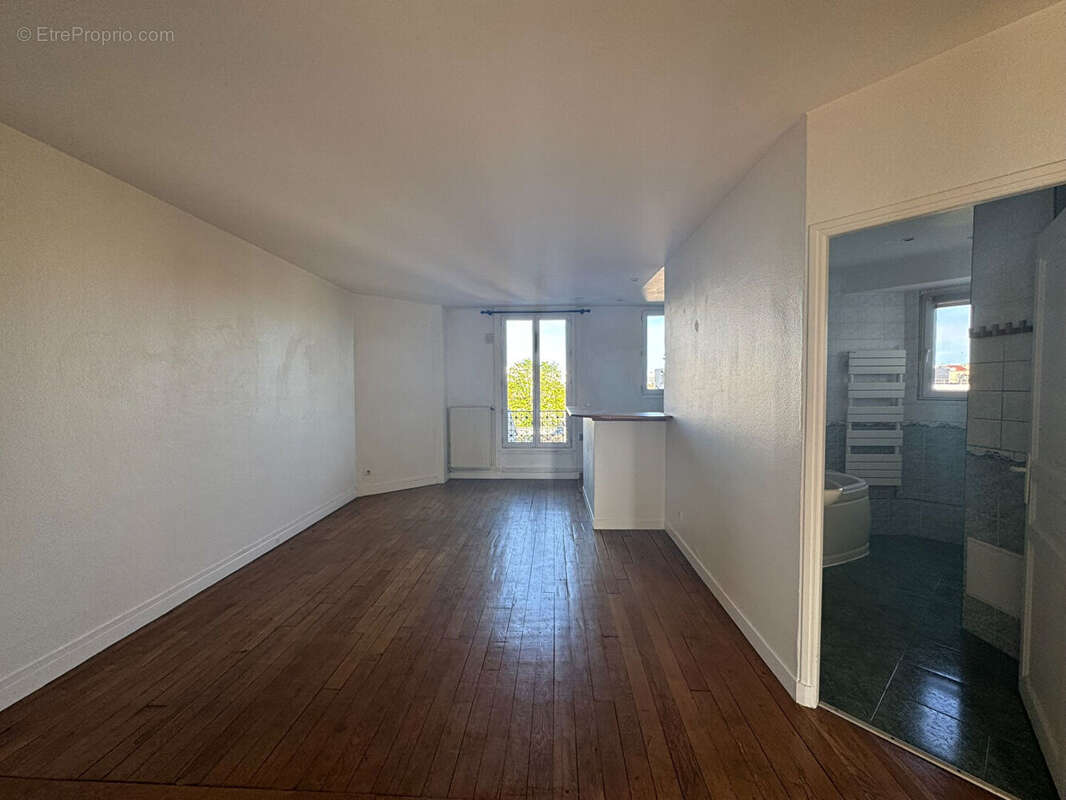 Appartement à AUBERVILLIERS
