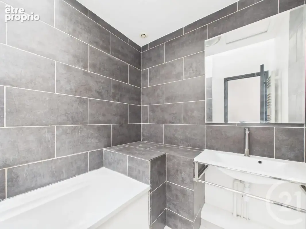 Appartement 4 pièces 106 m² à vendre à Chartres (28000) - photo 10