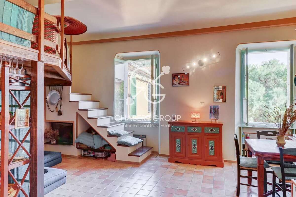 Appartement à VILLEFRANCHE-SUR-MER