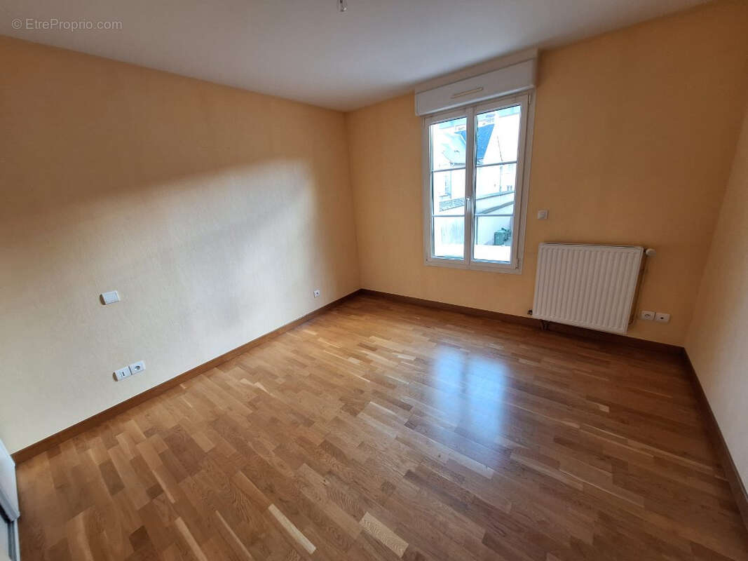 Maison à LA FERTE-BERNARD