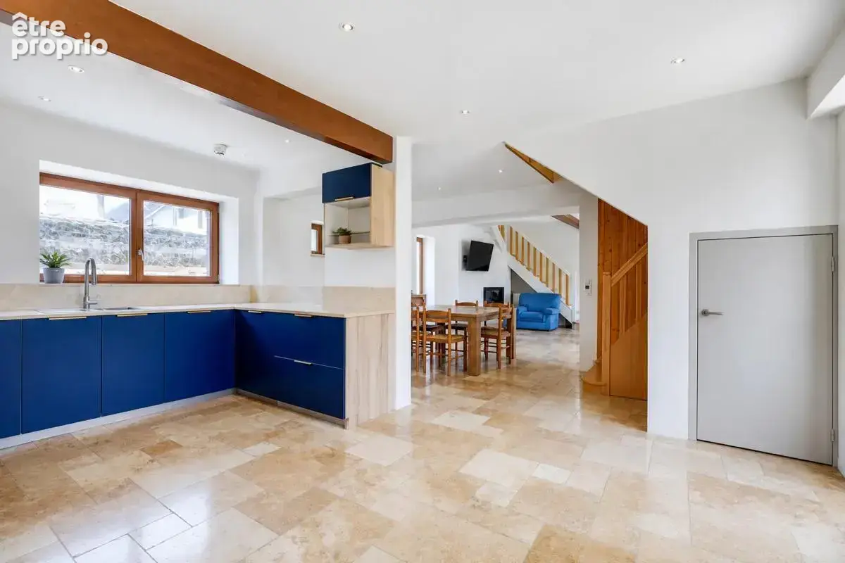Maison de 6 pièces de 143 m² à Ampuis - photo 2