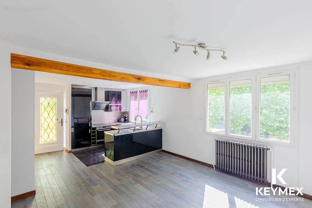 Maison à NOINTEL