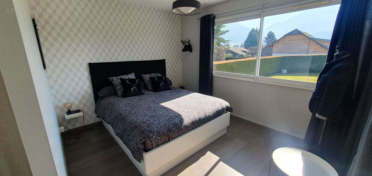 Maison à SAINT-PIERRE-EN-FAUCIGNY