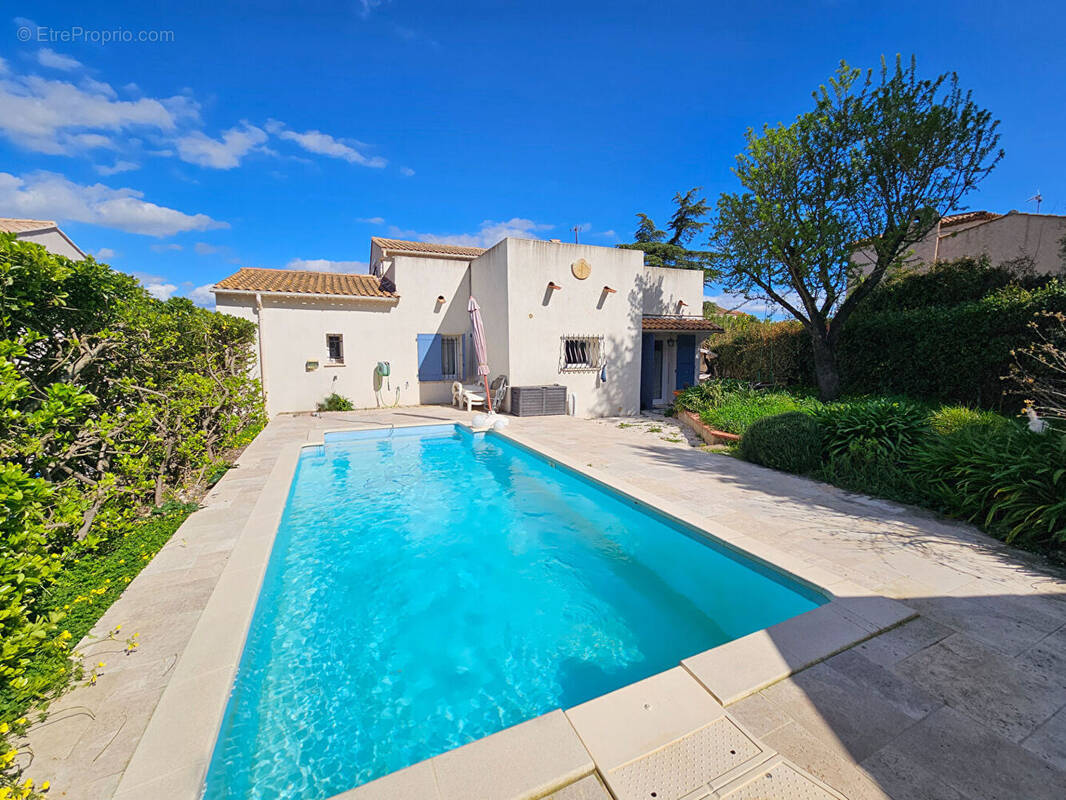 Maison à LA CRAU
