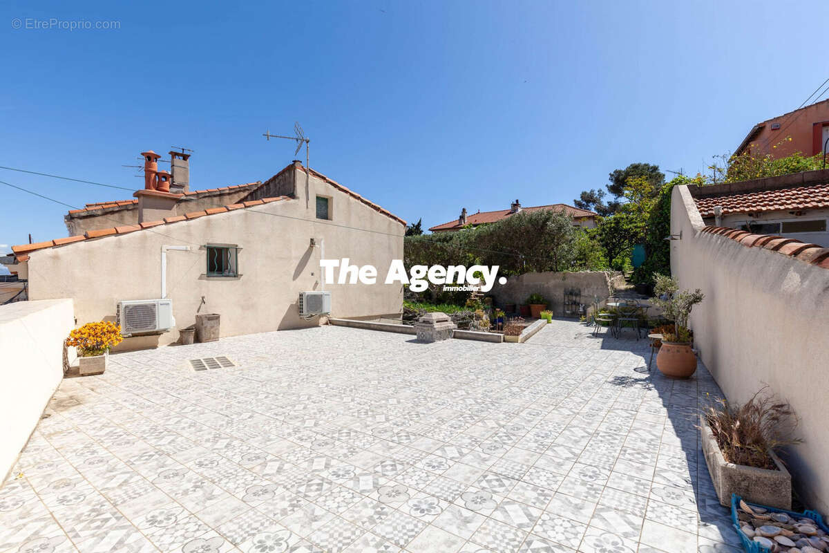 Maison à MARSEILLE-8E