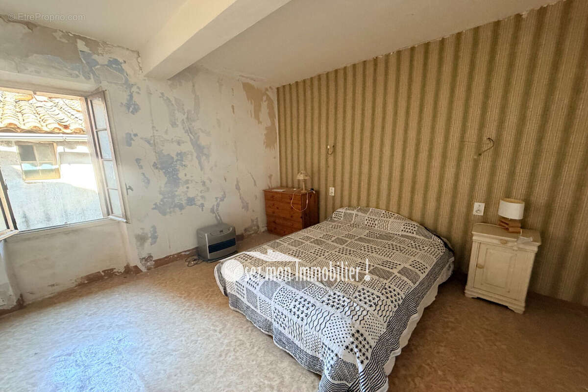 Maison 96 m² à Ornaisons  - photo 2